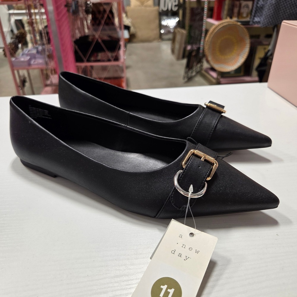 A New Day Valentina Black Pointed Toe Flats Buckle Detail Memory Foam Size 11
